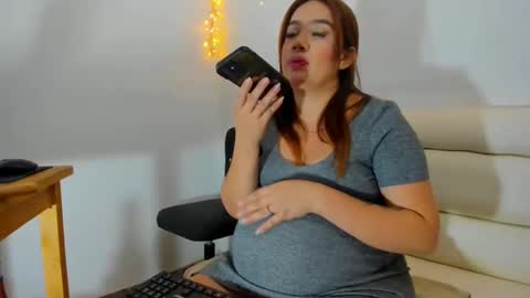 Nikol y  tomy online show from December 14, 10:28 pm