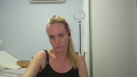 Anny online show from January 18, 12:51 am