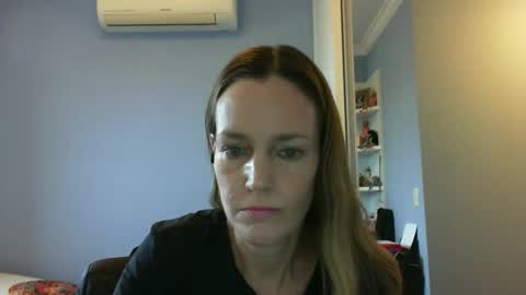 Anny online show from September 18, 10:58 am