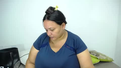 diosalinda online show from January 13, 12:31 pm