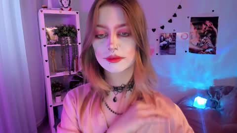 Alice online show from February 14, 2:08 pm