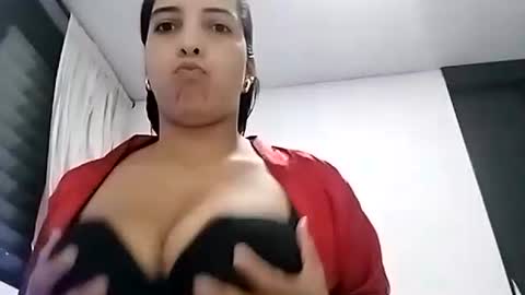 cream26smg online show from January 19, 6:42 am