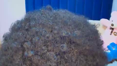 queen online show from March 28, 11:25 pm