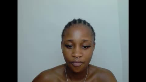 creamyxmuffin online show from October 16, 10:18 am