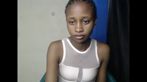 creamyxmuffin online show from February 26, 7:40 pm