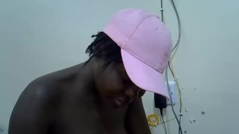 Snapshot of creamyypussyy chatting on September 30, 9:48 am creamyypussyy online show from September 30, 9:48 am