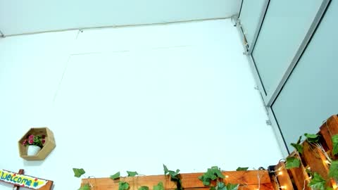 cris_dulce online show from February 3, 7:13 am