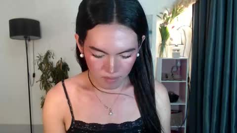 Crisxx online show from September 30, 6:08 am