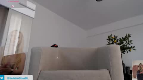 cris_tinne online show from May 6, 3:16 pm