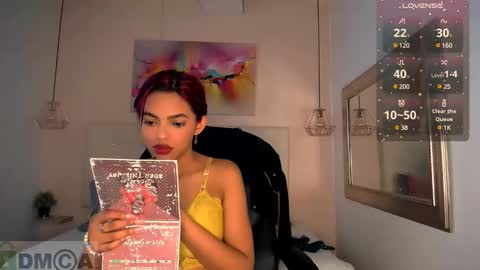 Snapshot of cristal__adams chatting on January 6, 12:46 pm cristal__adams online show from January 6, 12:46 pm