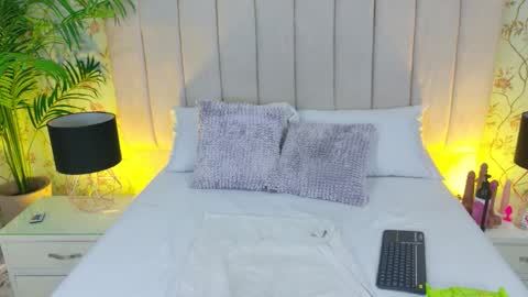 Maria Jose Rivas online show from March 7, 7:32 pm