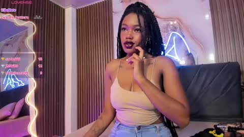 Crystalbroke  online show from May 9, 10:56 pm