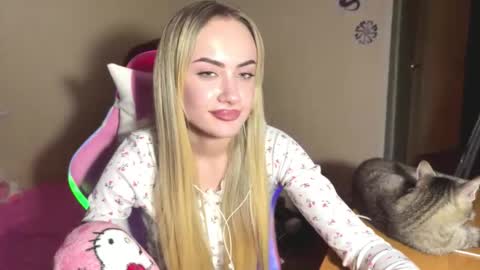 Cristen online show from March 17, 4:33 pm