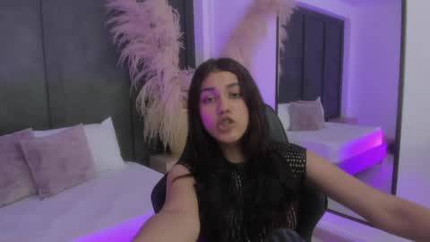 C R I S T I N online show from May 6, 8:57 pm