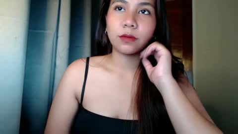 Snapshot of cristinavalerie chatting on October 26, 10:00 am Cristina Valerie online show from October 26, 10:00 am