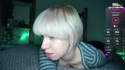 Snapshot of cruellagoth chatting on December 30, 1:26 am Cruella online show from December 30, 1:26 am