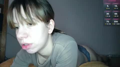 Snapshot of cruellagoth chatting on October 20, 9:56 am Cruella online show from October 20, 9:56 am