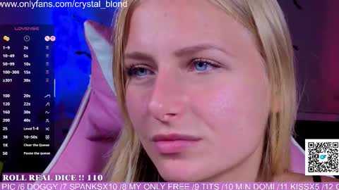 Snapshot of crystal_blond chatting on October 11, 12:26 am Crystal online show from October 11, 12:26 am