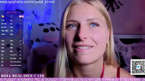 Snapshot of crystal_blond chatting on October 14, 7:27 pm Crystal online show from October 14, 7:27 pm