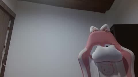 Snapshot of crystal_starx chatting on September 16, 10:23 am Crystal Blaze online show from September 16, 10:23 am
