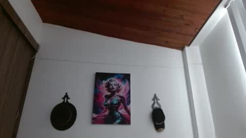 Crystal Blaze online show from April 11, 12:31 pm