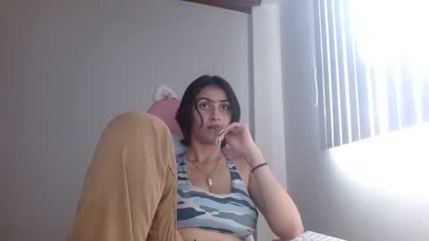 Snapshot of crystal_starx chatting on September 10, 9:59 pm Crystal Blaze online show from September 10, 9:59 pm