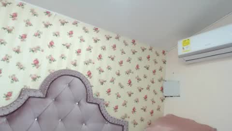 Milf Latina online show from April 14, 1:11 pm