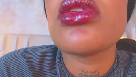 Crystal online show from March 10, 2:15 am