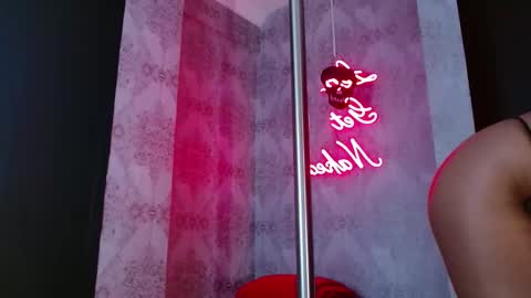 Crystal online show from November 3, 9:19 pm