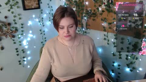 Snapshot of cuddlieschris chatting on September 13, 12:29 am Chris online show from September 13, 12:29 am