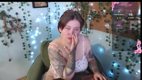 Snapshot of cuddlieschris chatting on September 25, 3:49 am Chris online show from September 25, 3:49 am