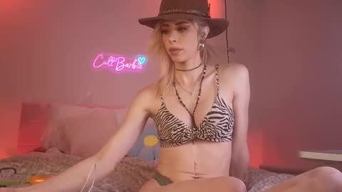 Snapshot of cult_barbie93 chatting on September 16, 4:20 am Cult Barbie online show from September 16, 4:20 am