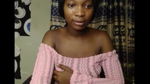 cumebony_petit online show from September 28, 2:07 am