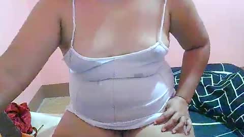 curious_girl247 online show from March 25, 11:07 pm