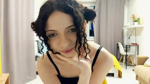 Kira online show from May 24, 11:25 pm