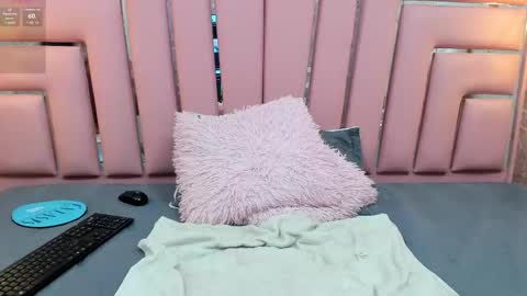 Alyanna  online show from November 8, 12:10 pm