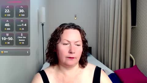 curvy_girlz online show from October 5, 6:13 pm