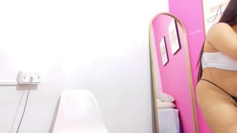 Michel  online show from March 15, 7:38 pm