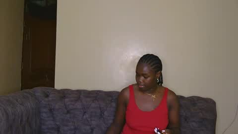 Snapshot of curvyebony1 chatting on February 4, 3:33 am curtis online show from February 4, 3:33 am