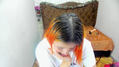 Julieth online show from December 21, 7:56 am