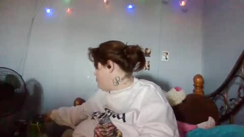 dahlia -kim online show from February 23, 8:07 pm