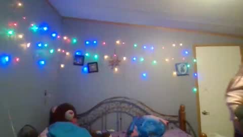 dahlia -kim online show from February 11, 12:59 am