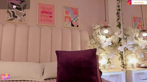 Amber  online show from October 31, 10:47 pm