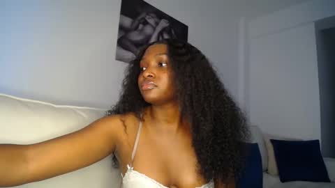 Liya online show from December 1, 2:31 pm