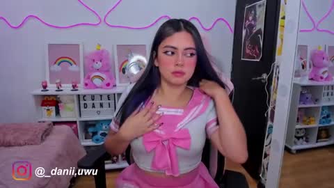 Snapshot of cute_dani__ chatting on January 31, 11:13 am Dani  online show from January 31, 11:13 am