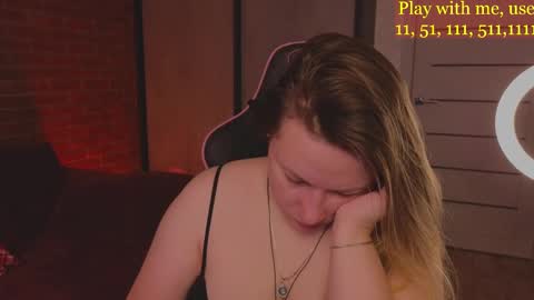 Snapshot of cute_darina chatting on March 8, 2:10 am Everyday stream in the same time online show from March 8, 2:10 am