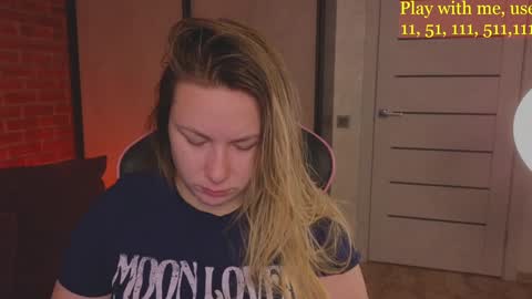 Snapshot of cute_darina chatting on January 21, 11:55 pm Everyday stream in the same time online show from January 21, 11:55 pm