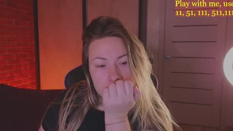Snapshot of cute_darina chatting on January 10, 1:10 am Everyday stream in the same time online show from January 10, 1:10 am