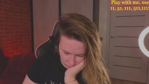Snapshot of cute_darina chatting on February 19, 5:16 am Everyday stream in the same time online show from February 19, 5:16 am