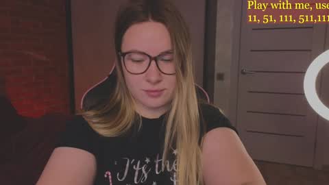 Snapshot of cute_darina chatting on February 1, 4:46 am Everyday stream in the same time online show from February 1, 4:46 am